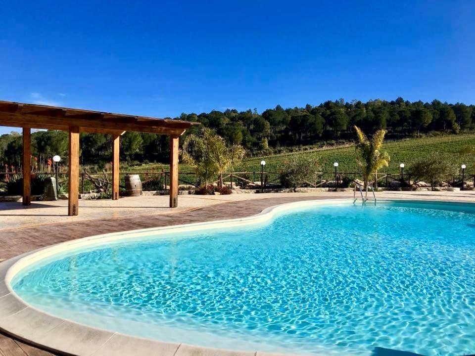 Agriturismo Tenute Pispisa Segesta Calatafimi Eksteriør billede