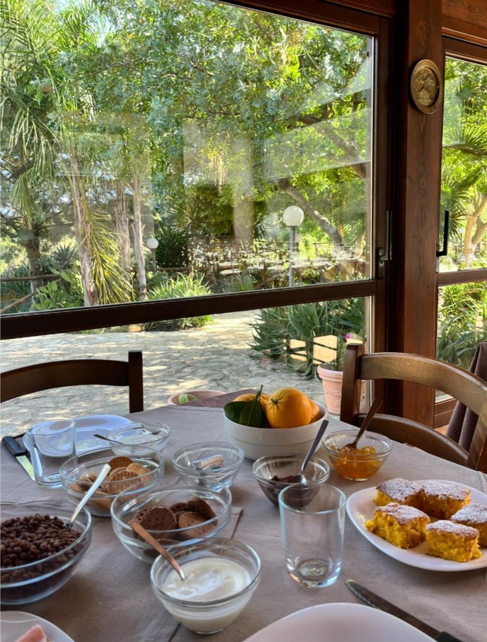Agriturismo Tenute Pispisa Segesta Calatafimi Eksteriør billede