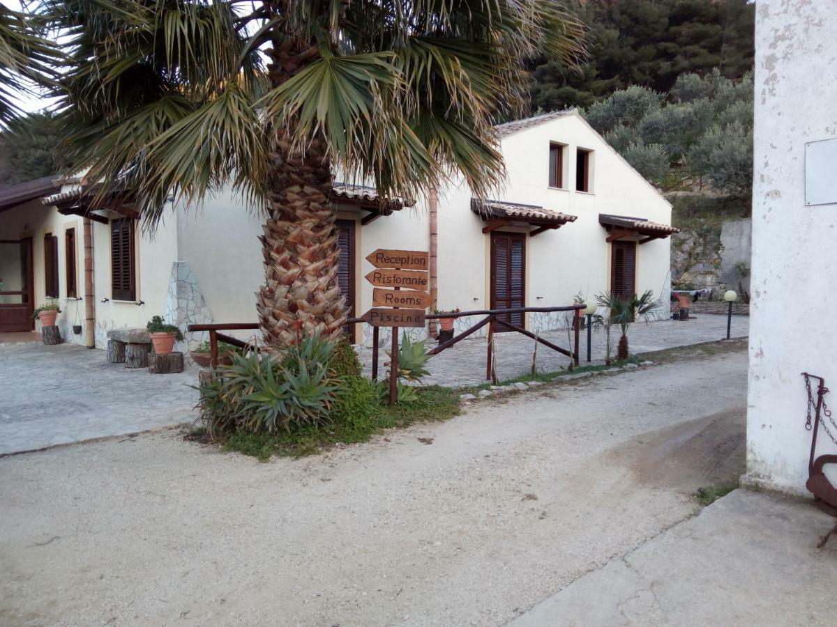 Agriturismo Tenute Pispisa Segesta Calatafimi Eksteriør billede